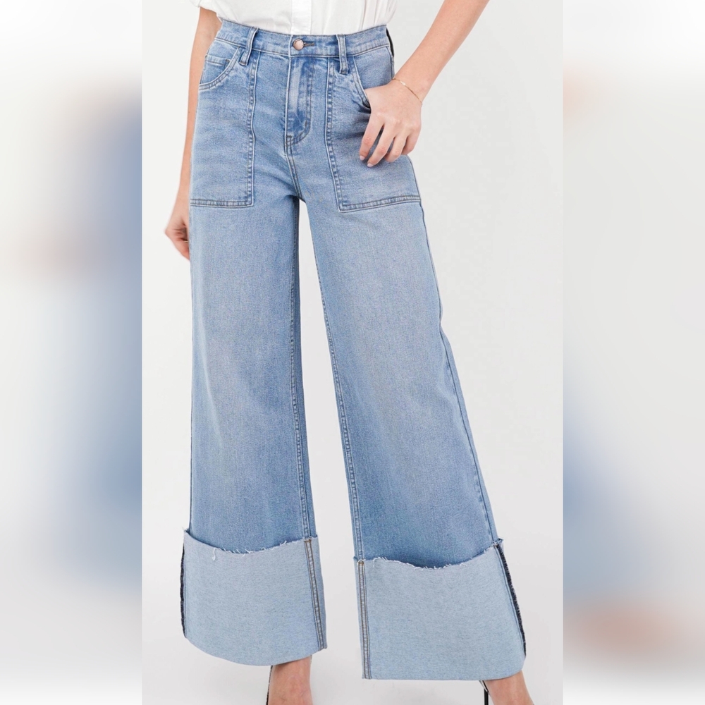 NWT Vibrant Jeans